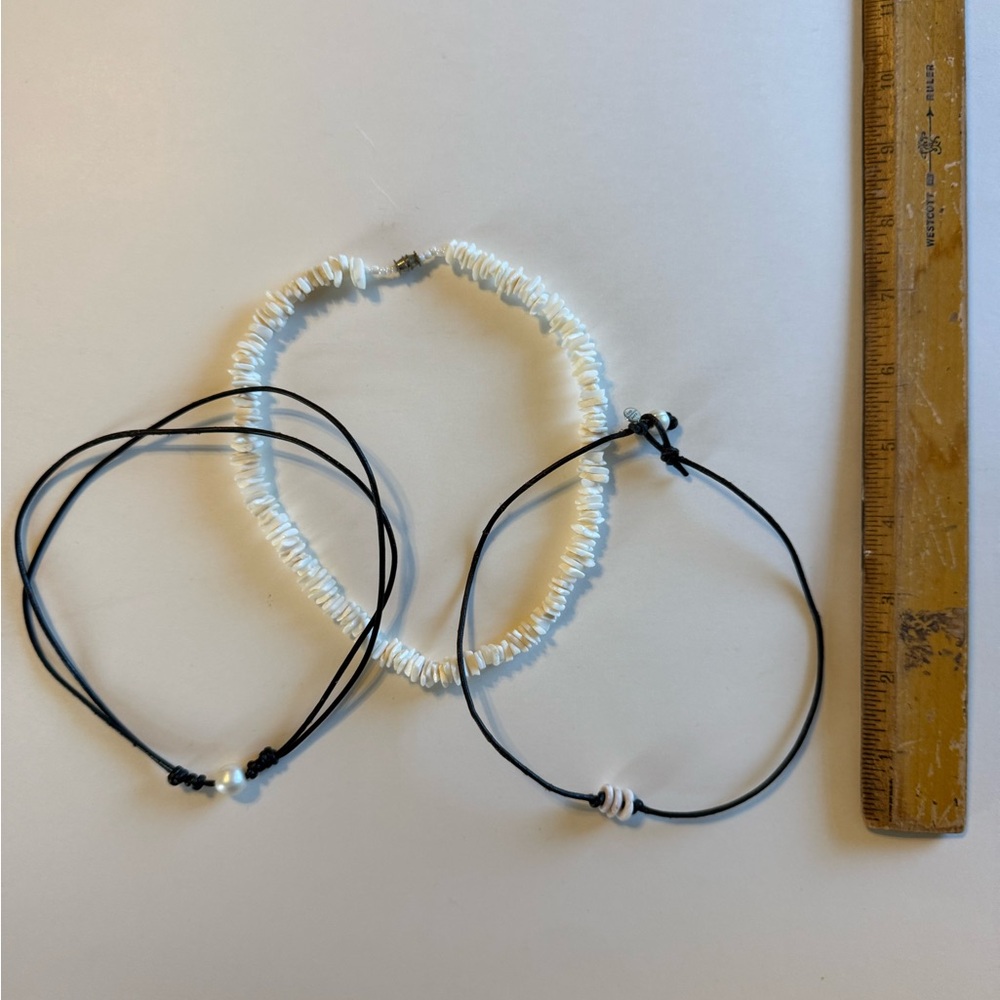 Three Pack Puka Shell Necklace - Picture 2 of 9